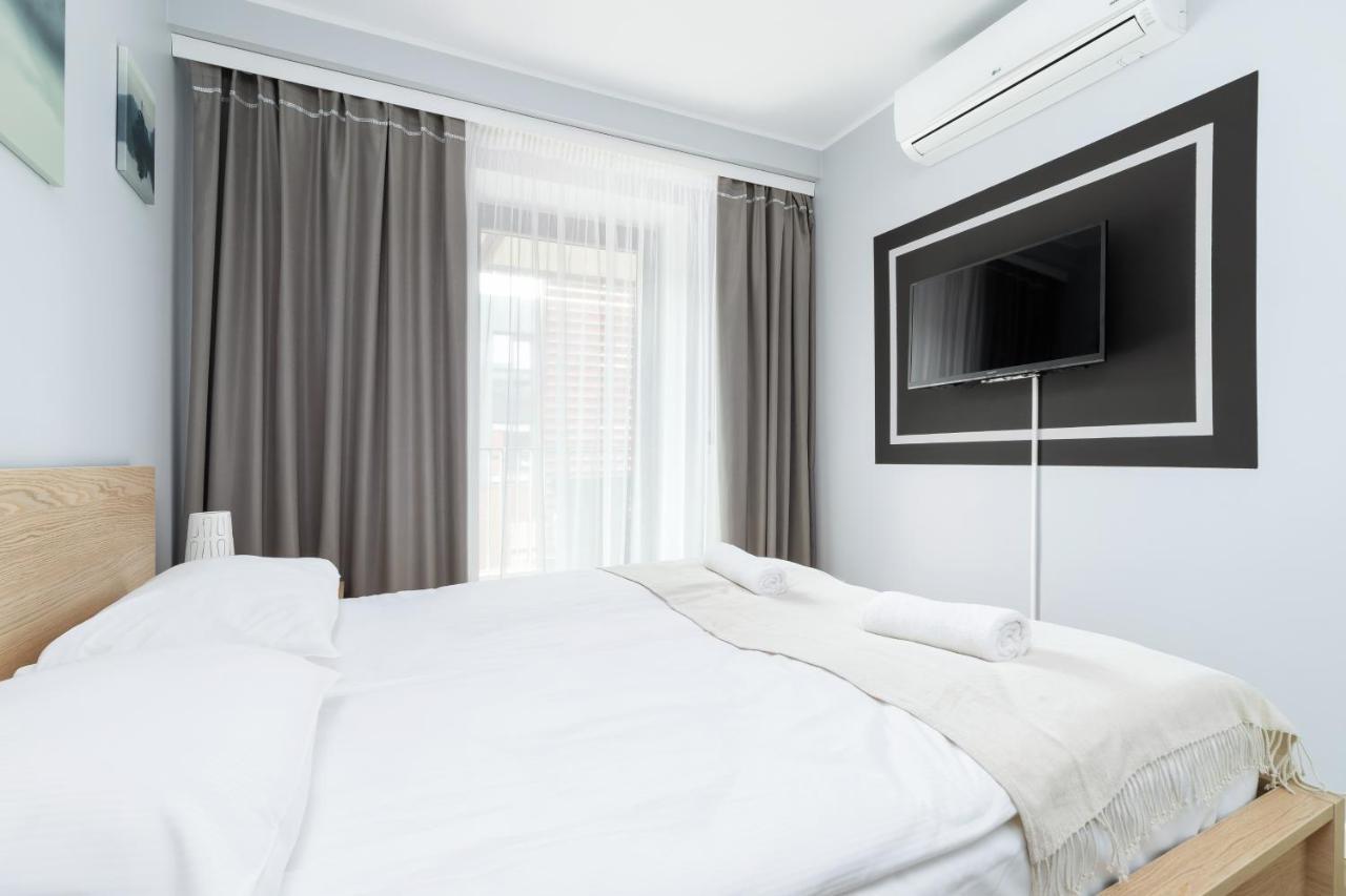 Apartments Cracow Wawrzynca By Noclegi Renters Краков Экстерьер фото