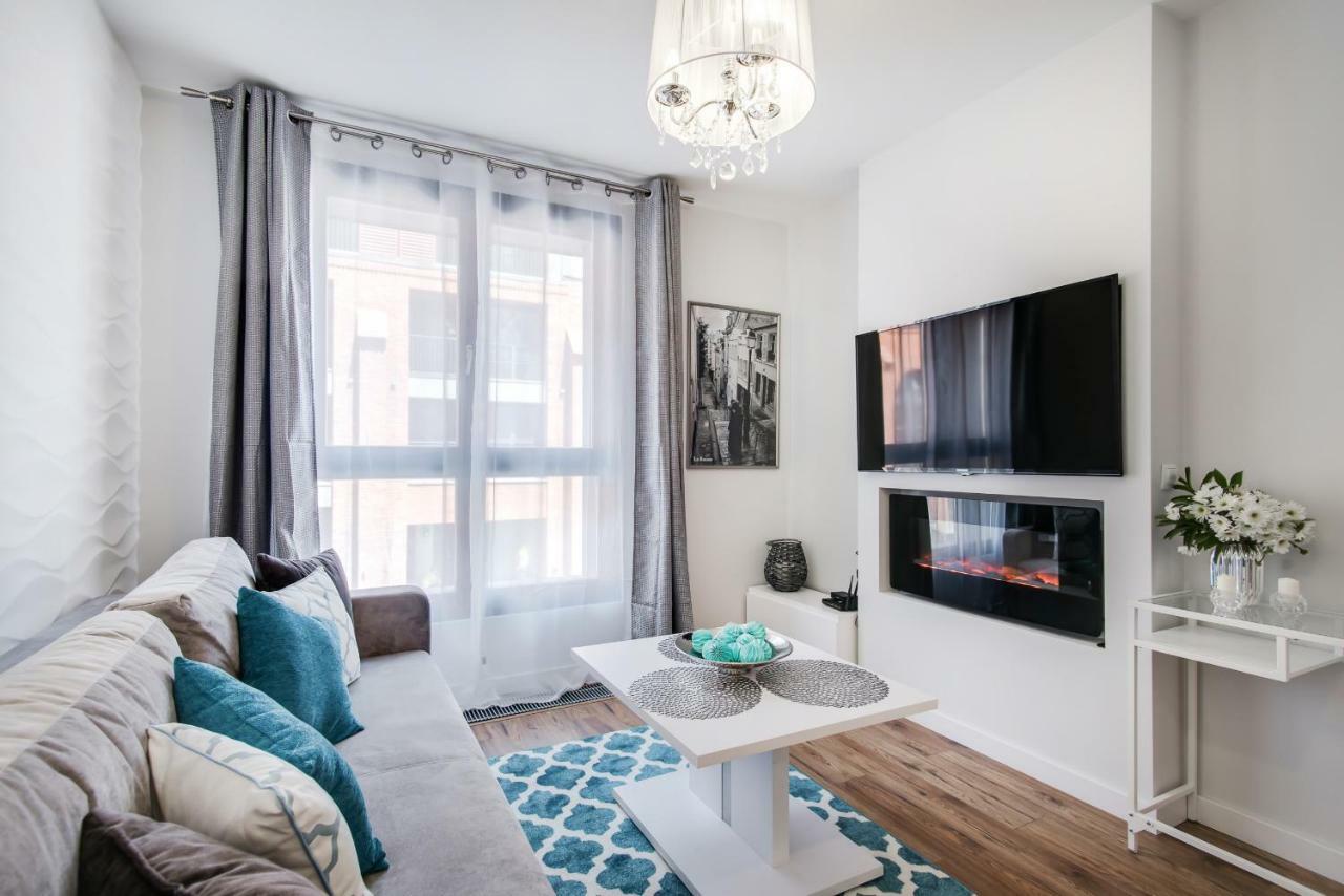 Apartments Cracow Wawrzynca By Noclegi Renters Краков Экстерьер фото
